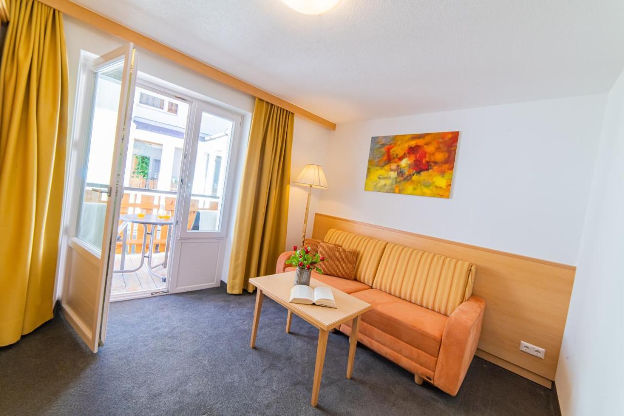 Aparthotel Hochland Gmbh Nauders Exterior foto